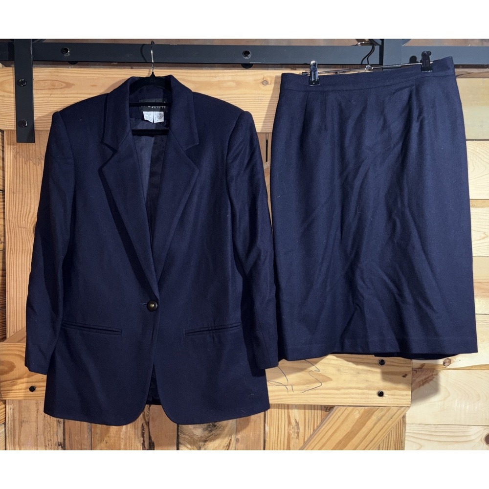 Vtg Sag Harbor Womens Navy 100% Wool Sz 12p Skirt Suit Size 8 Blazer Pleated